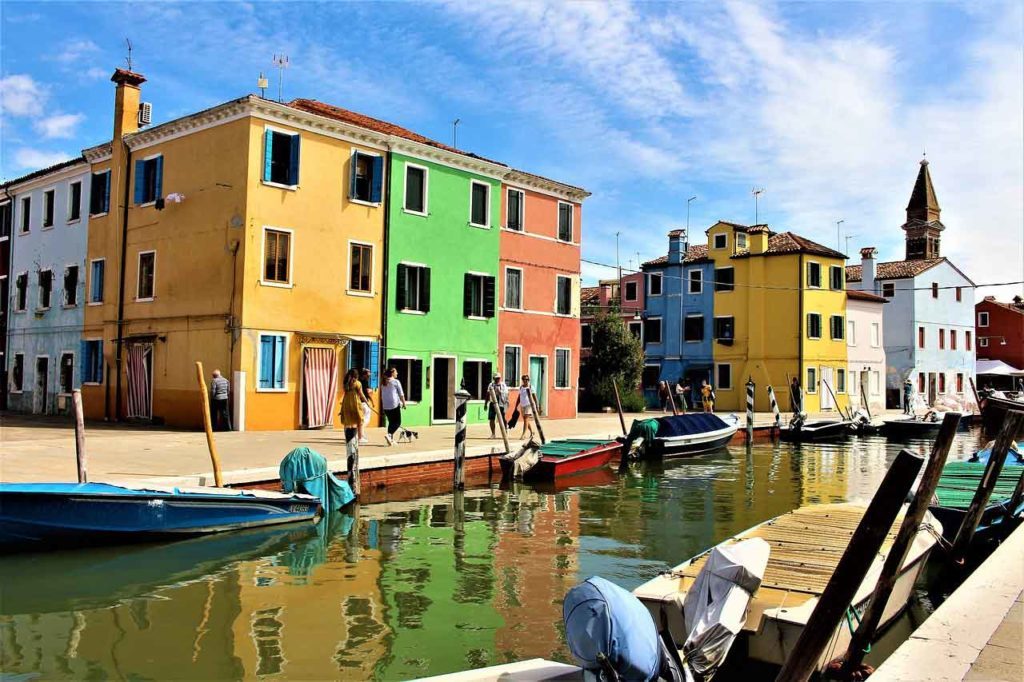 Visit the island of Burano near Venice